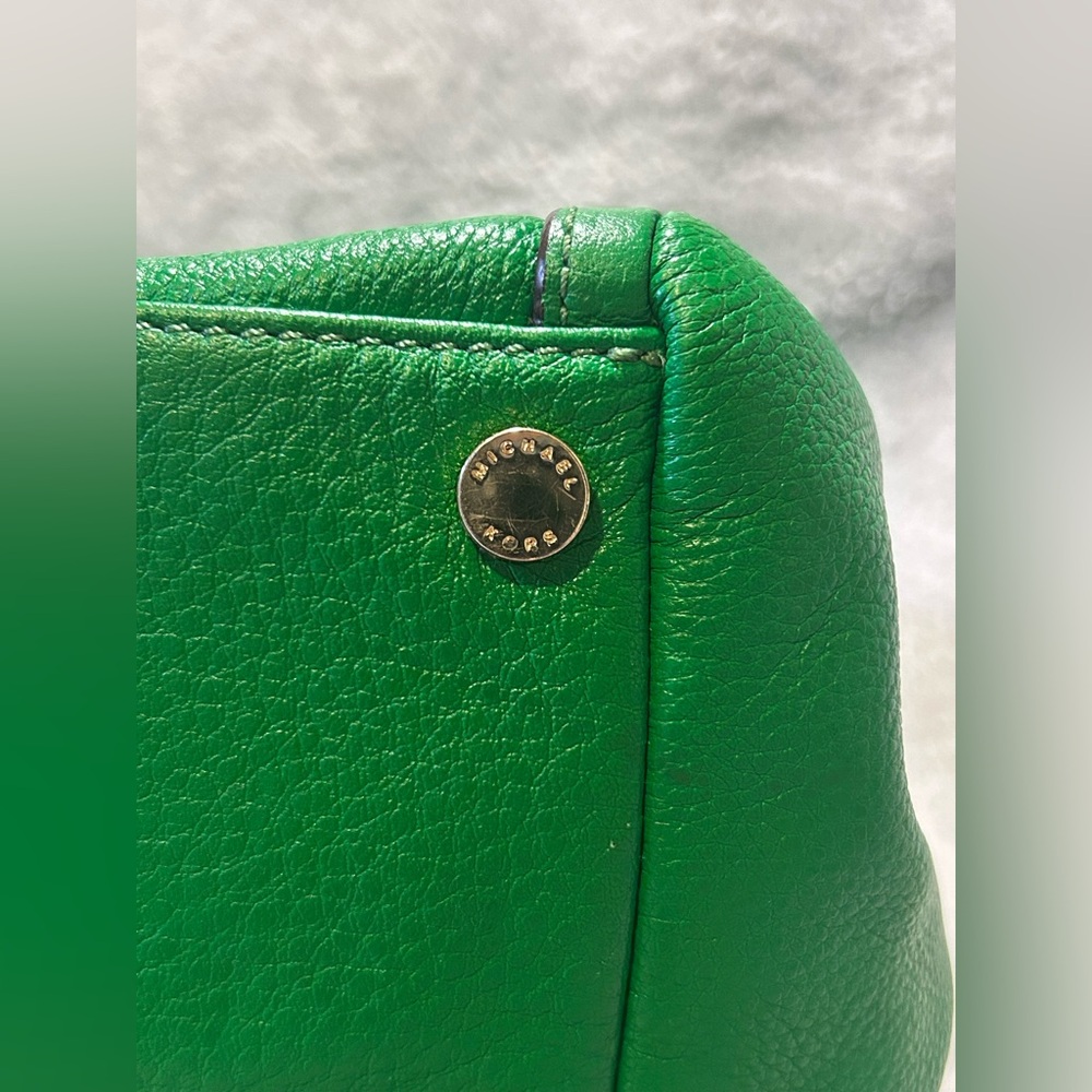 Michael Kors Margo Front Flap Kelly Green Satchel - Picture 16 of 16